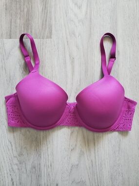 2/$40☀️ 34C - Bright Orchid Purple Lace Trim Bra - B.Tempt'd
